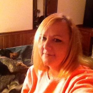 Meet your Posher, Carrie